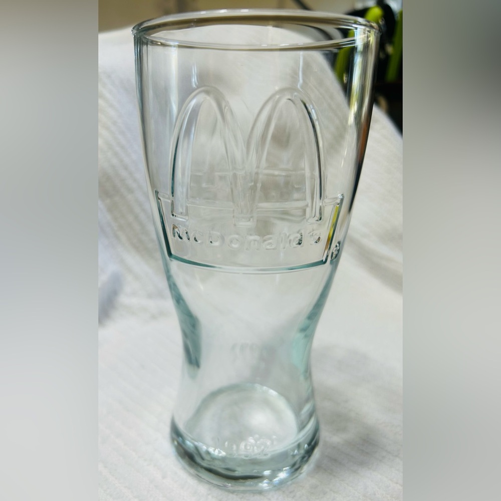 Vintage McDonald’s Coca Cola glass, 1992. Retro style, 16 oz. Mint condition.